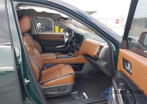 2023 Nissan Pathfinder Platinum Fwd z USA, uszkodzony, nr VIN 5N1DR3DG1PC231204